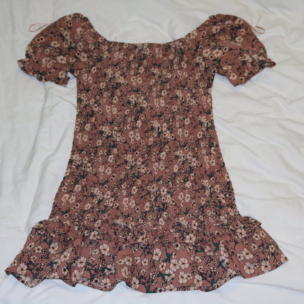 Short off the shoulder bodycon dress